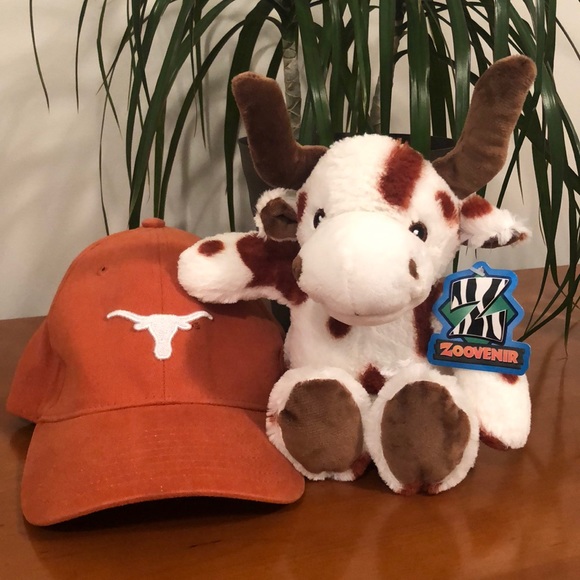 Nike University of Texas fitted youth hat & plush